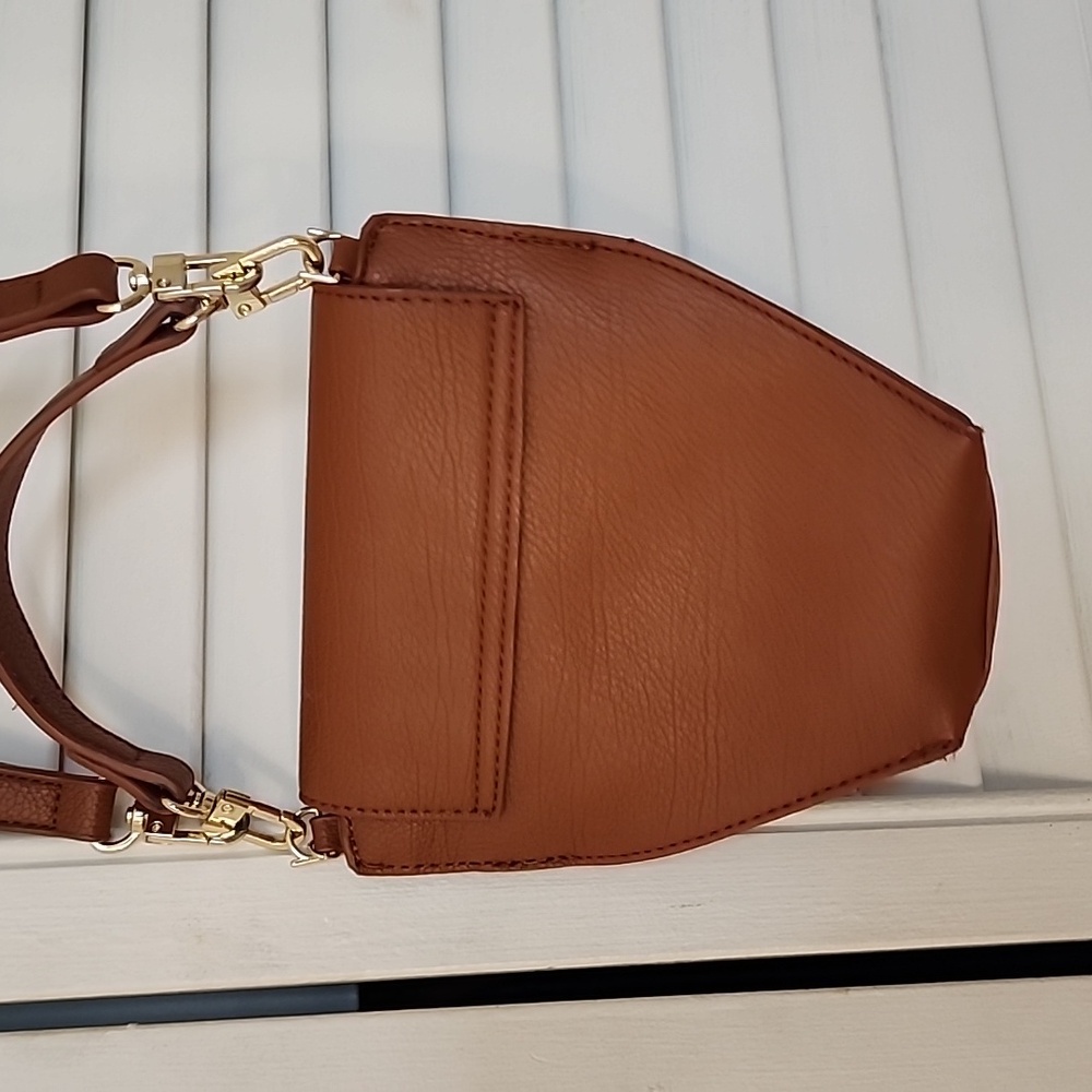 Riona Brown Crossbody Bag - Picture 7 of 8